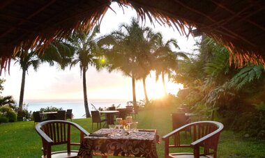 Whimsical Tahitian Cottage Experience-PPT Vanira Lodge - Restaurant 